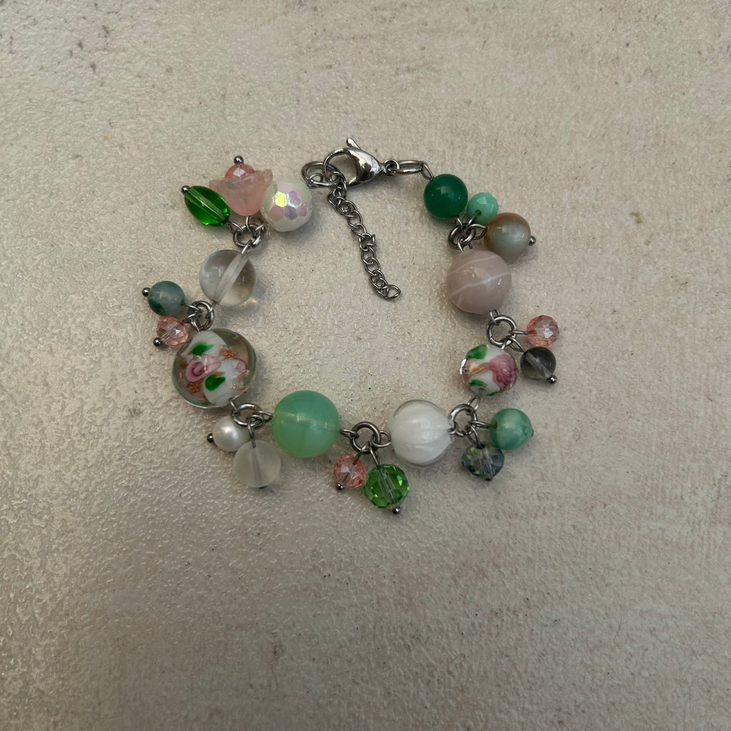 glass cluster beaded bracelet