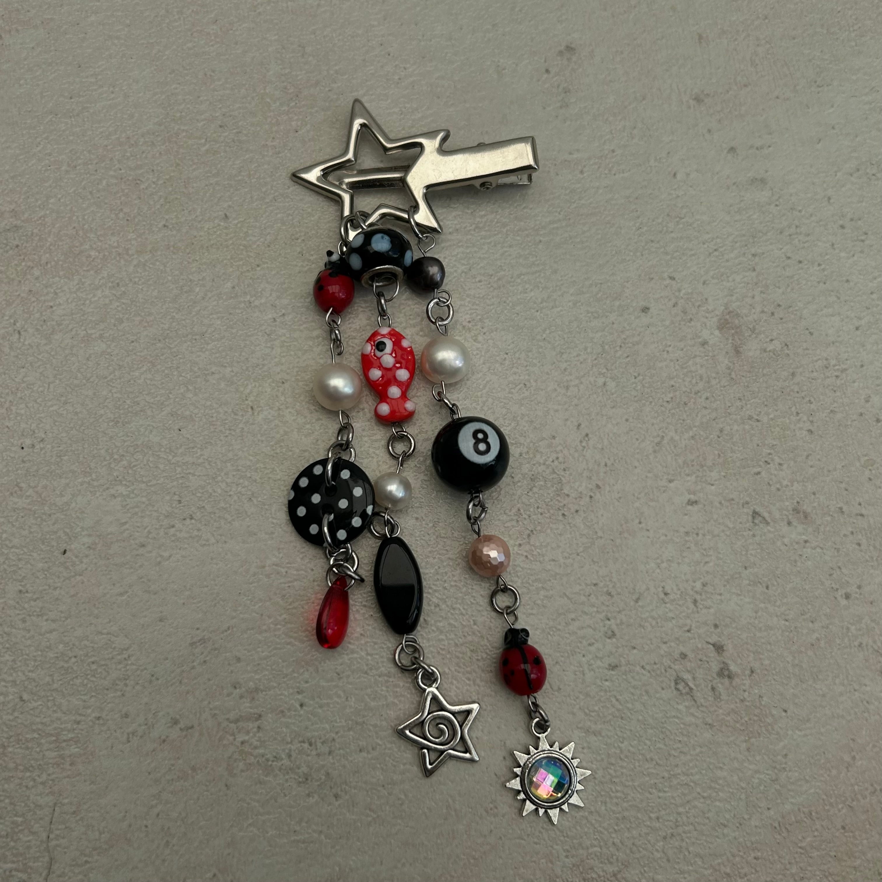 8 ball polka dot clip