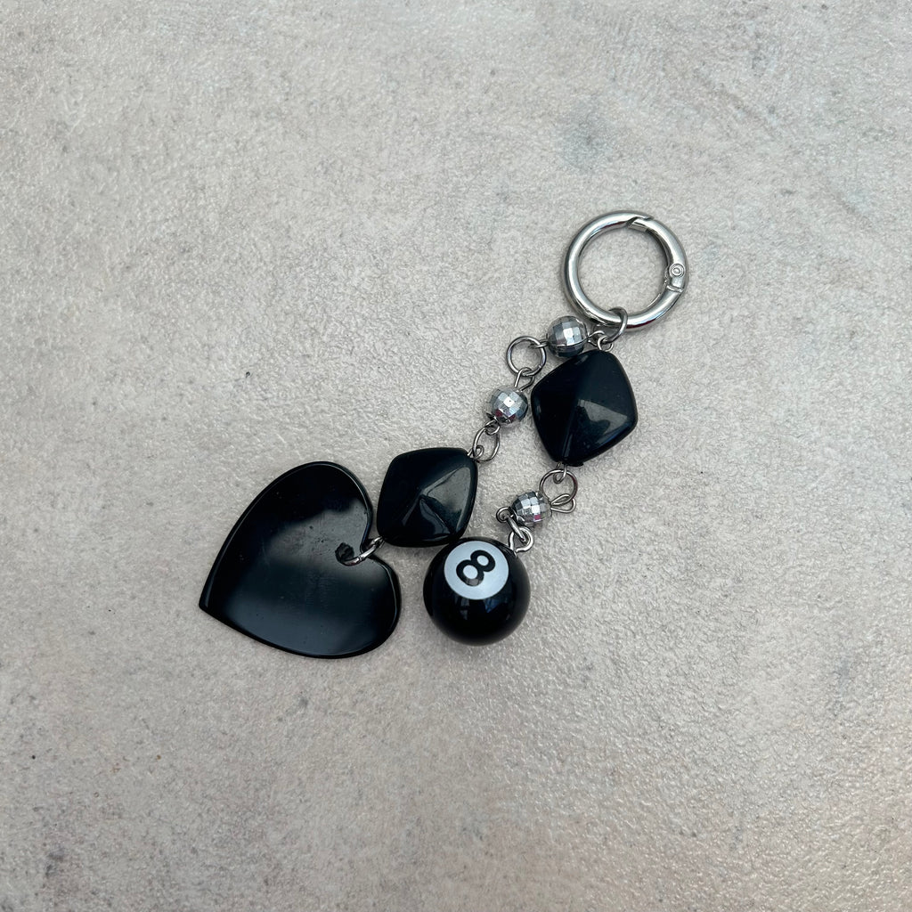 Black 8-ball keyring