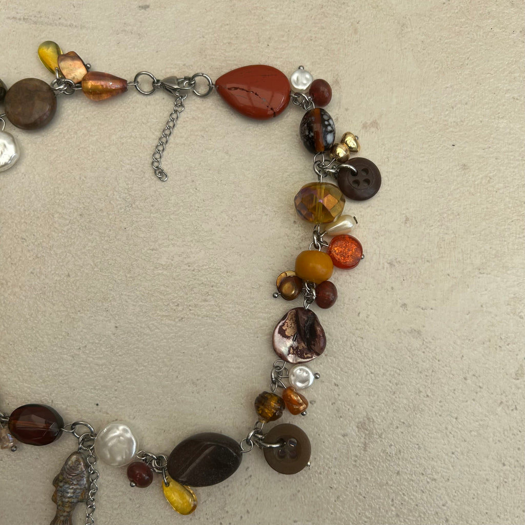Brown fish cluster necklace