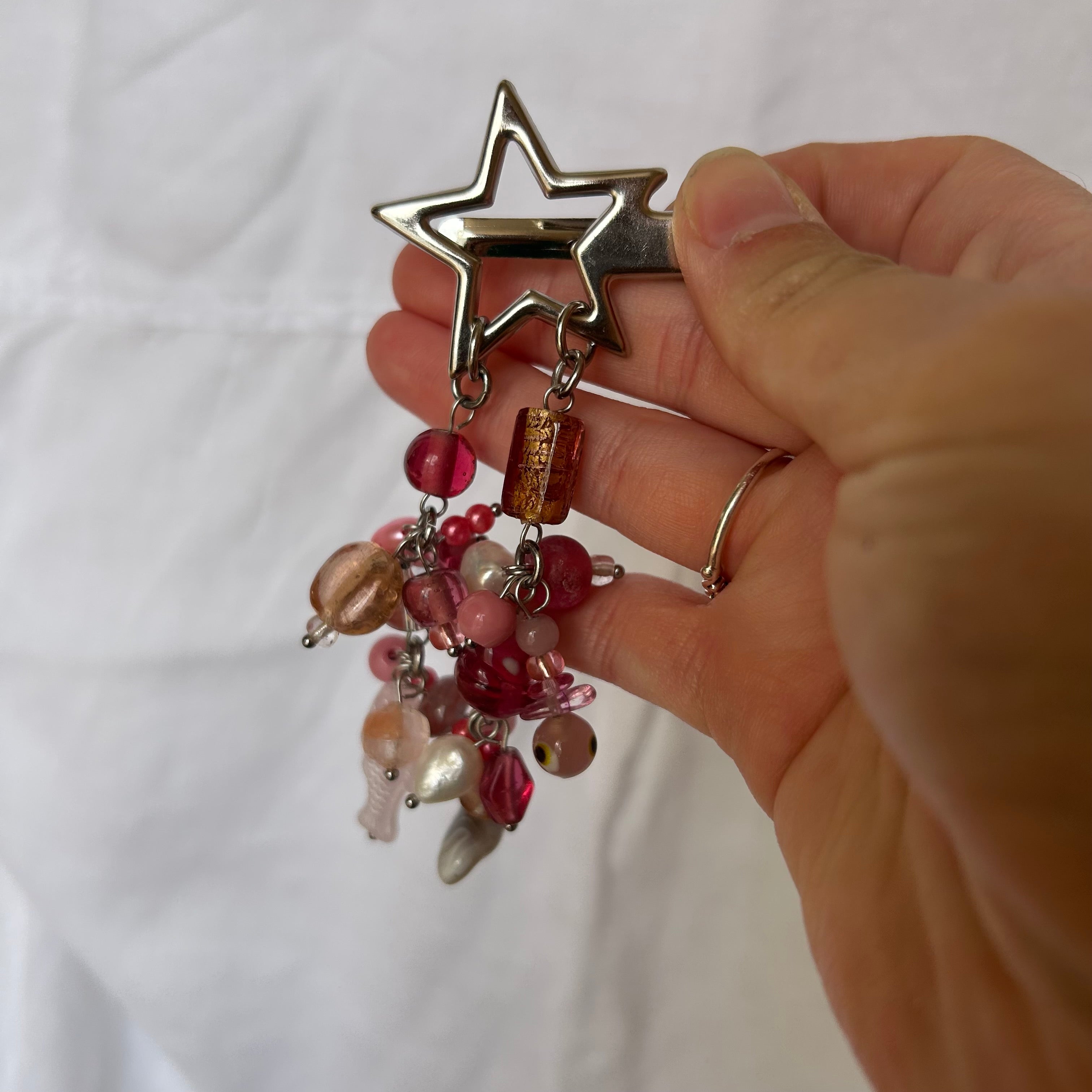 Pink cluster clutter fish star hairclip