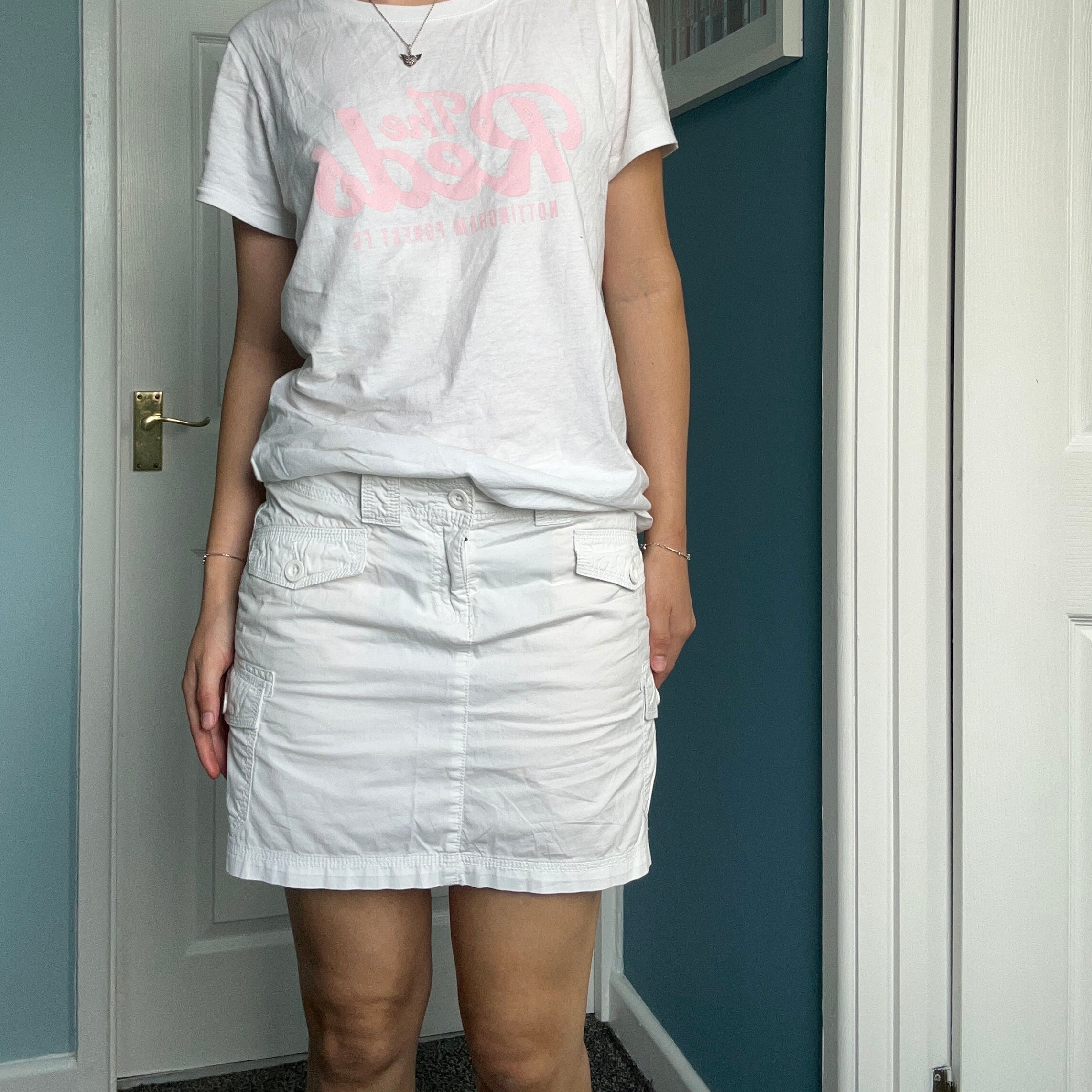 Vintage Gap white mini cargo style skirt