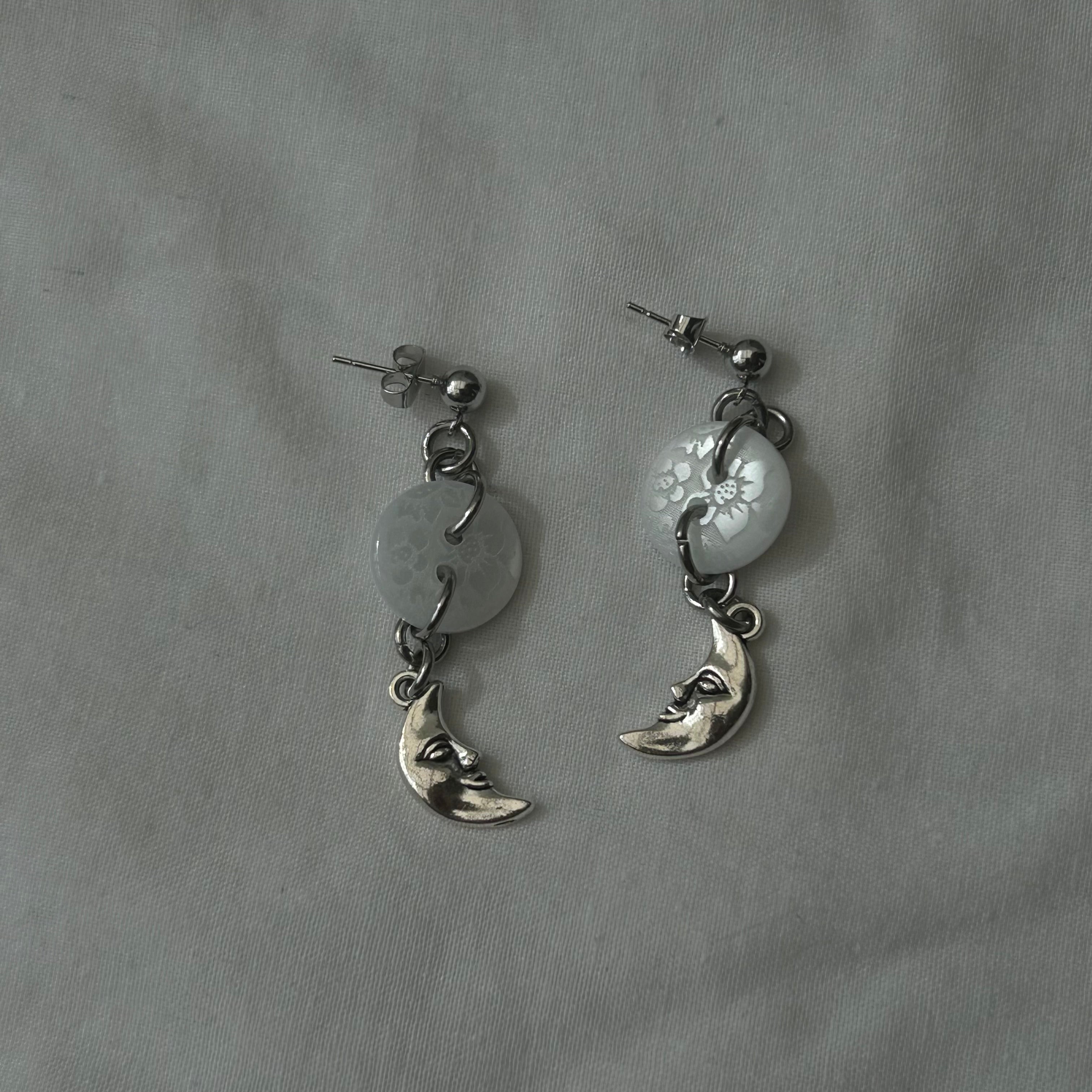 White button moon stud earrings