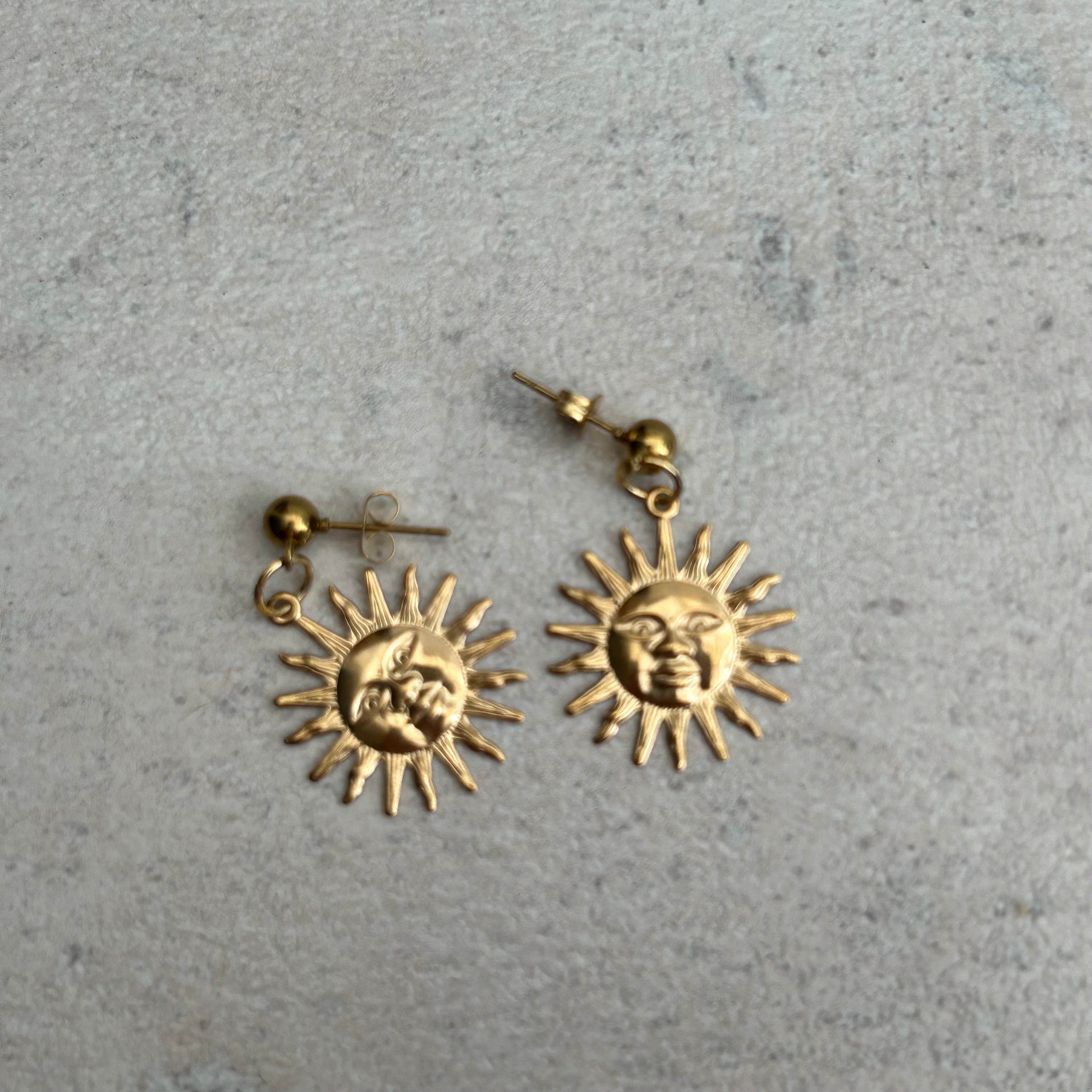 Gold plated sun studs