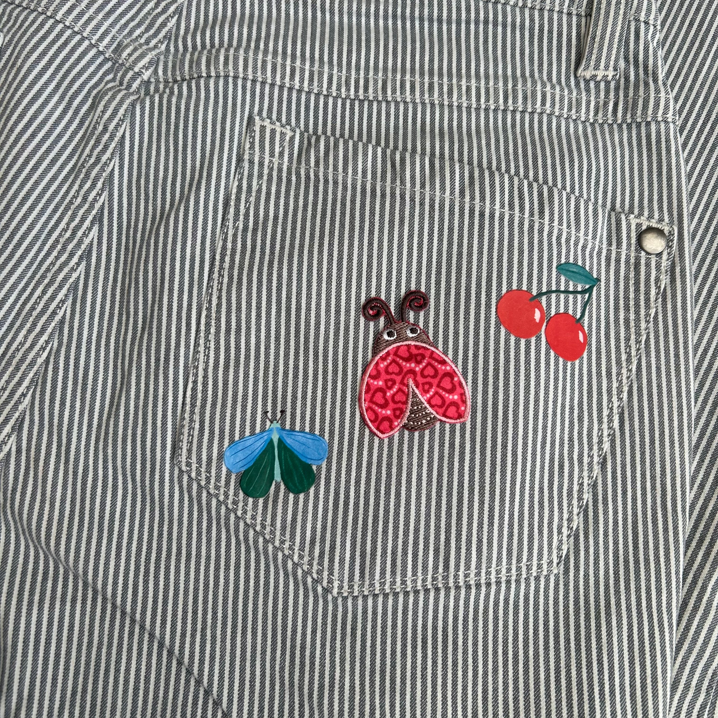 "Fruit fly" upcycled jeans