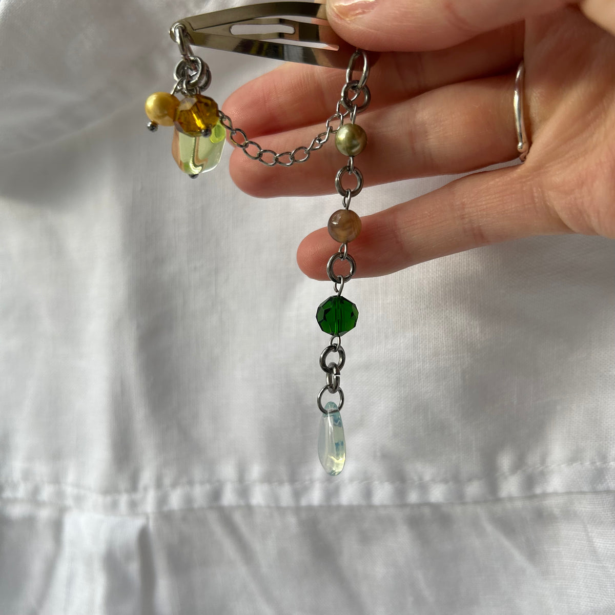 Beaded silver hairclip