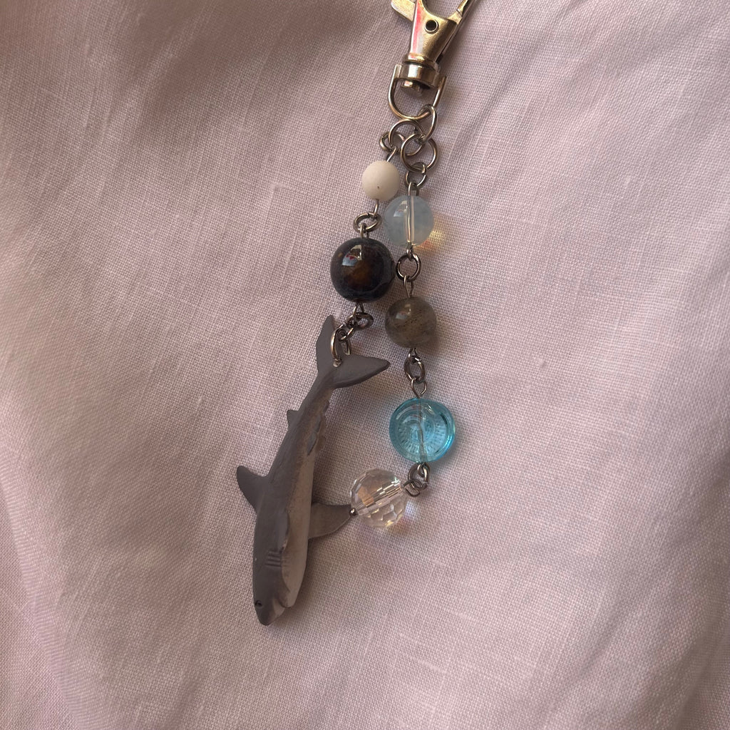 Shark charm keyring