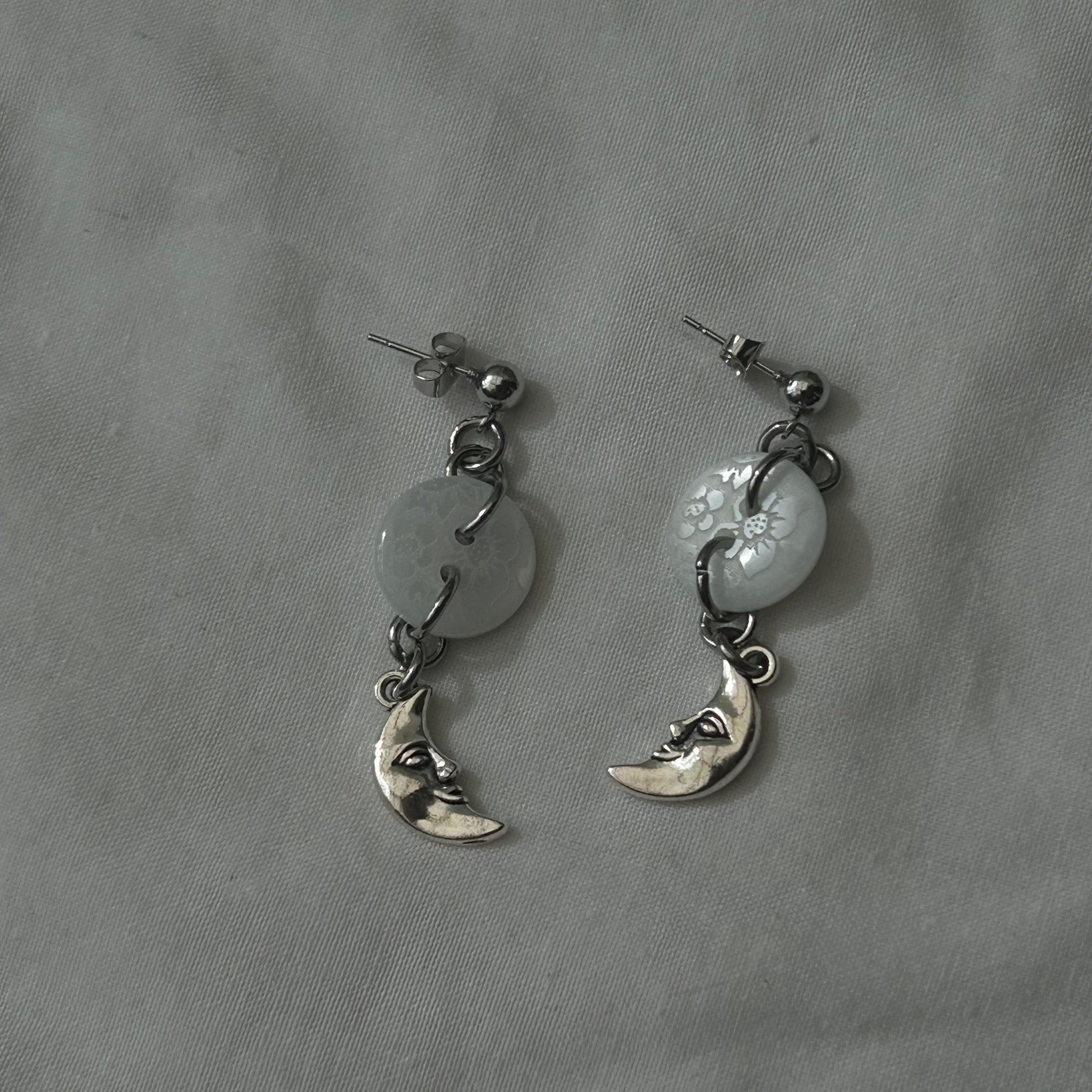 White button moon stud earrings