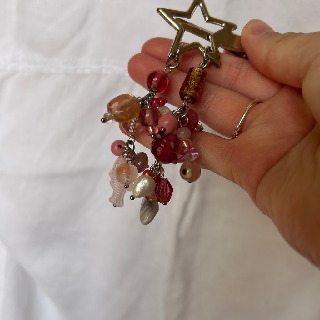 Pink cluster clutter fish star hairclip