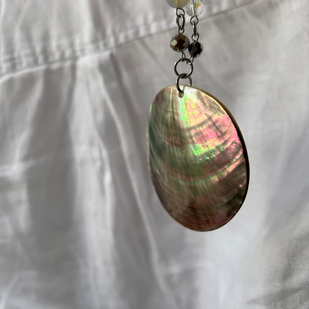 Mother of pearl abalone necklace