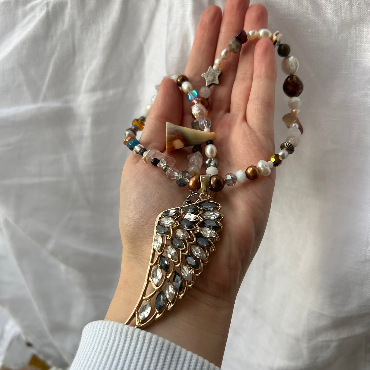 Angel wing freshwater pearl necklace