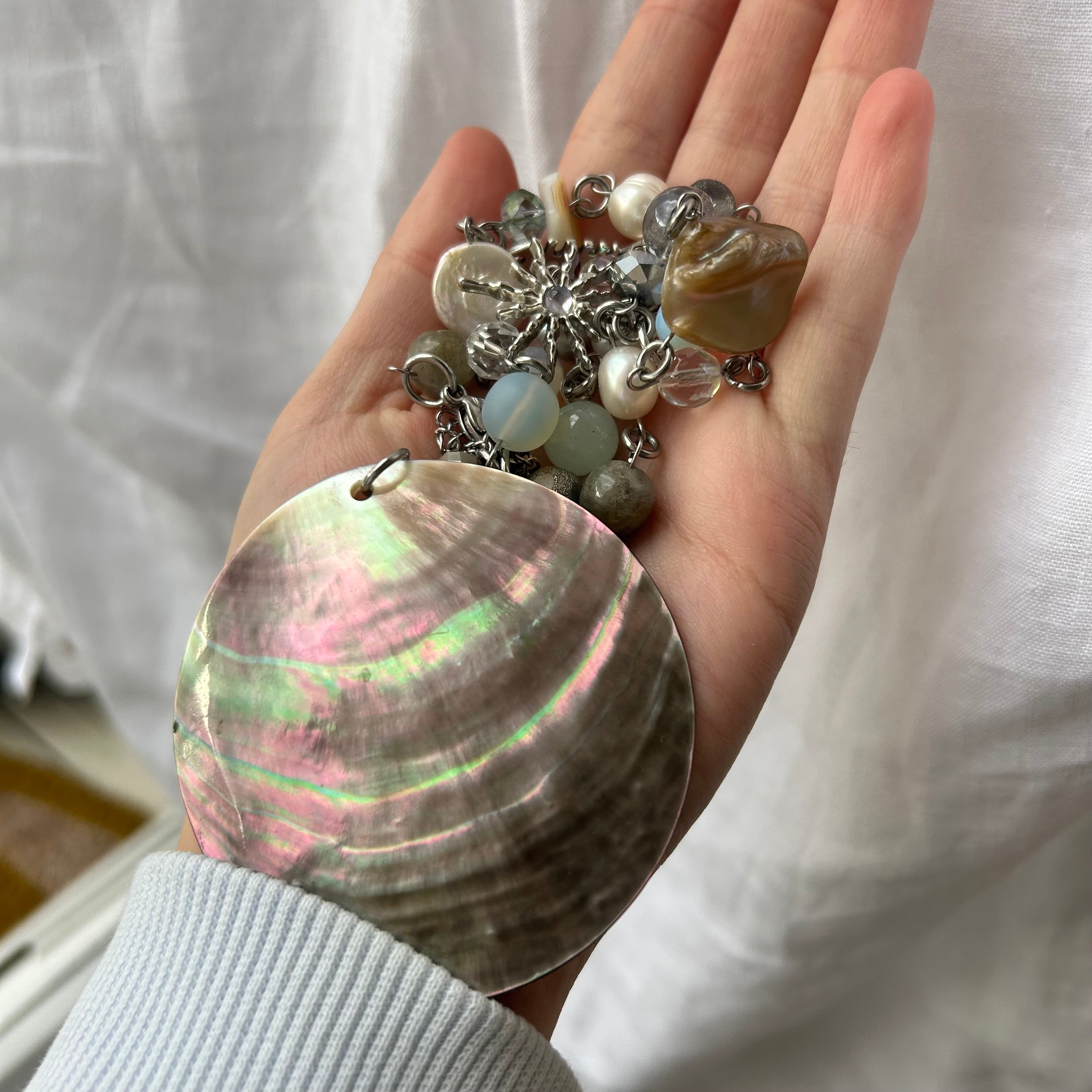 Mother of pearl abalone necklace