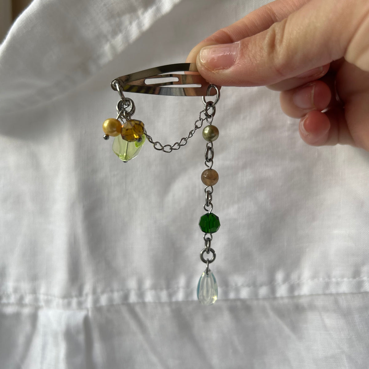 Beaded silver hairclip