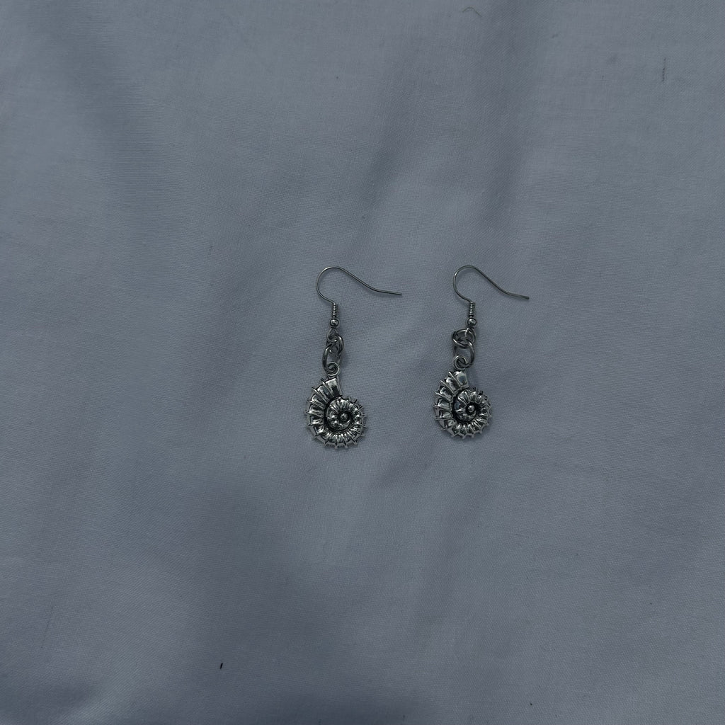 Silver shell earrings