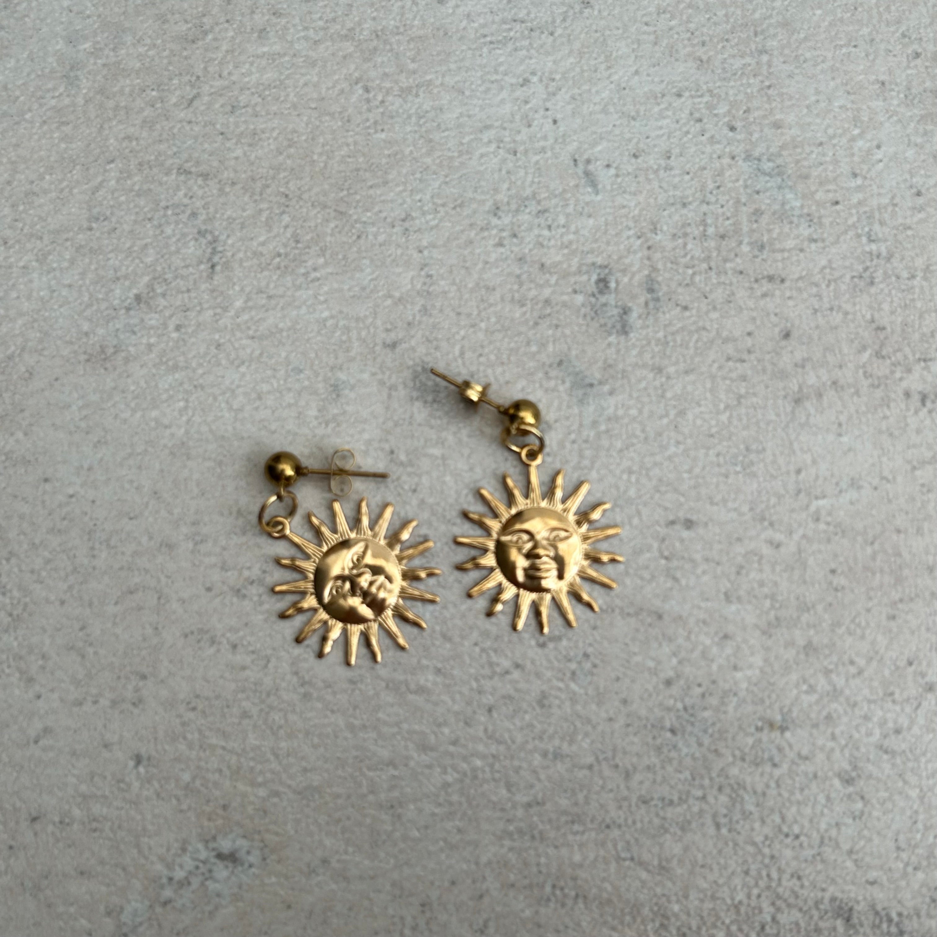 Gold plated sun studs