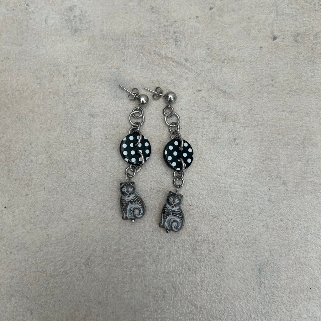 Polka dot cat stud earrings