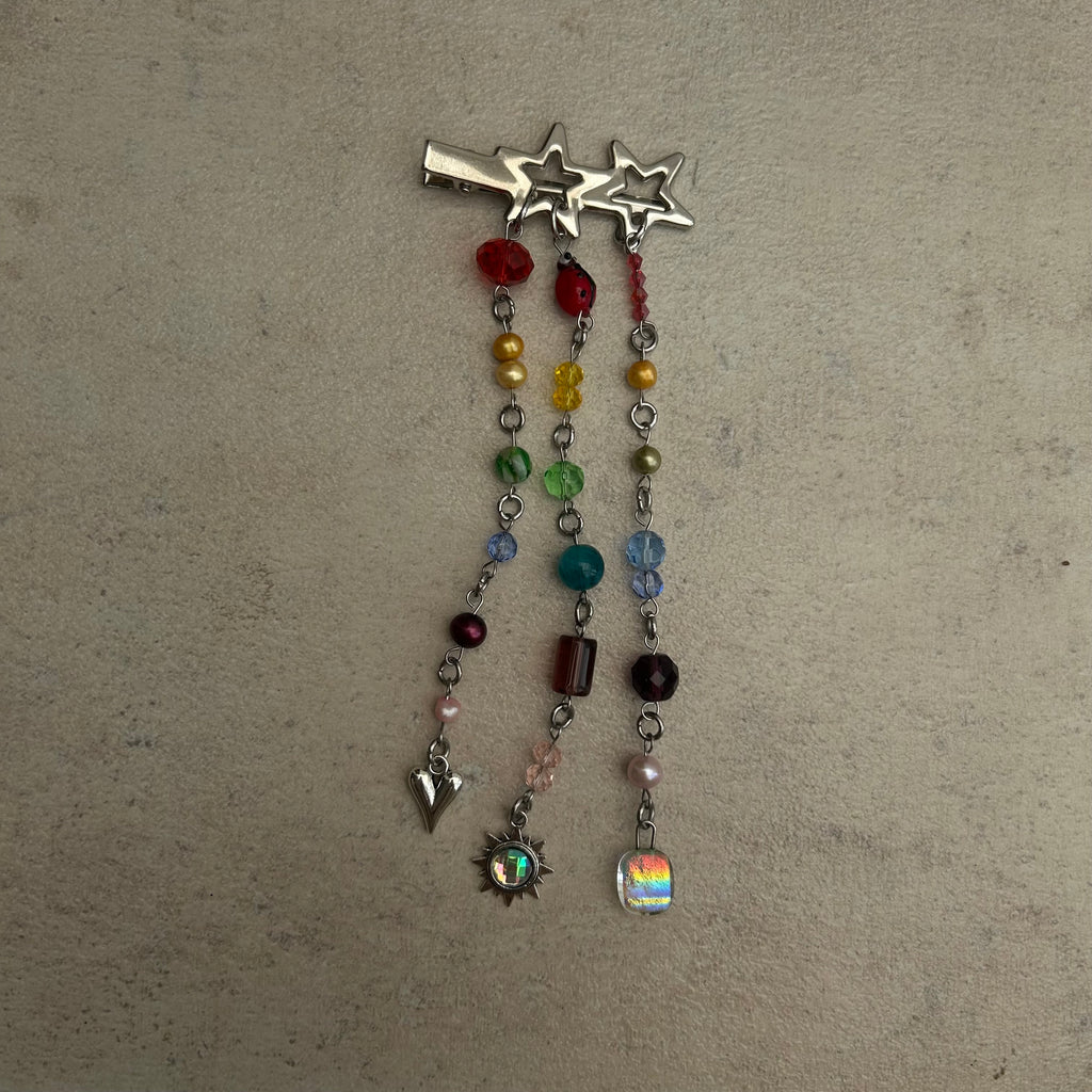 Multicoloured beaded cluster charm hair clip