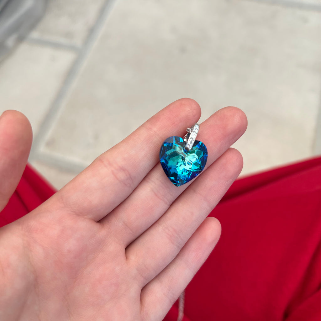 Swarovski blue heart pendant necklace