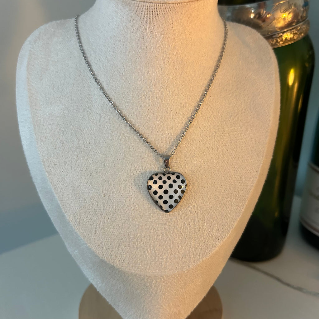Polka dot resin glass heart stainless steel necklace