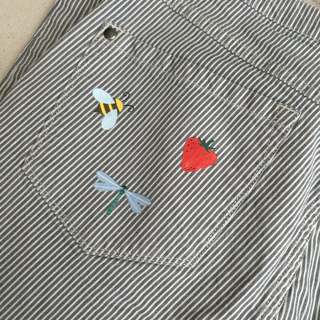 "Fruit fly" upcycled jeans