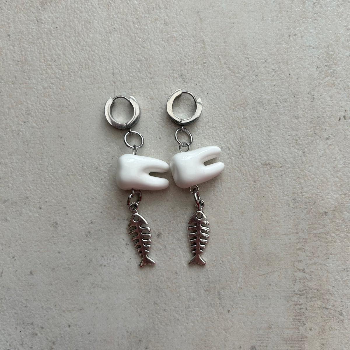 Ceramic tooth fish Huggies