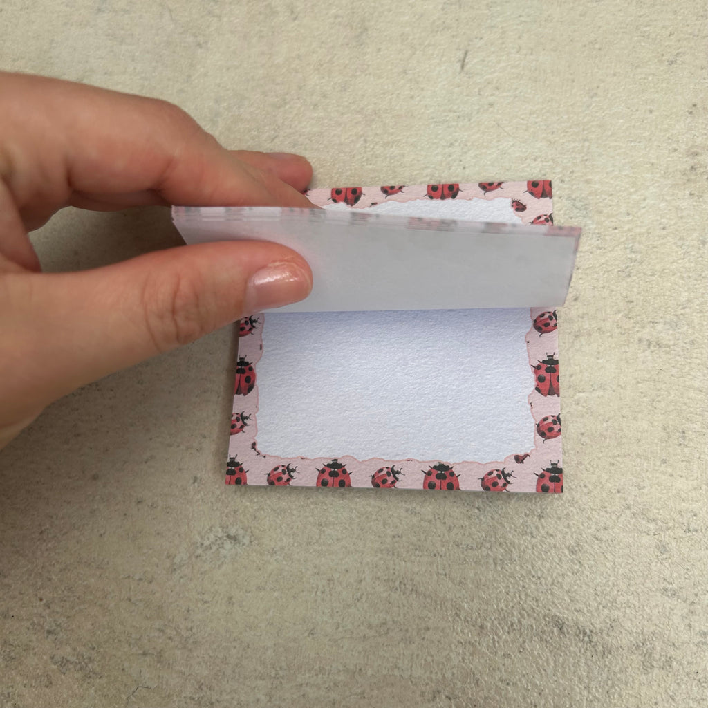 Ladybug print small sticky note