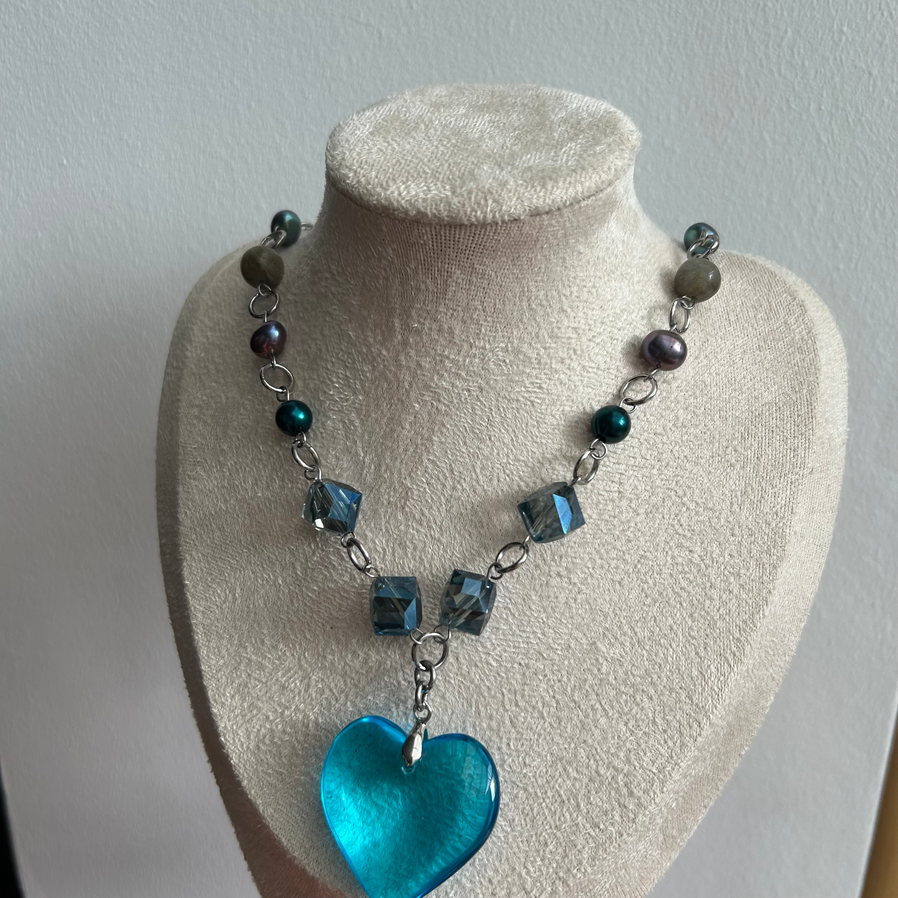 Turquoise blue glass heart beaded necklace