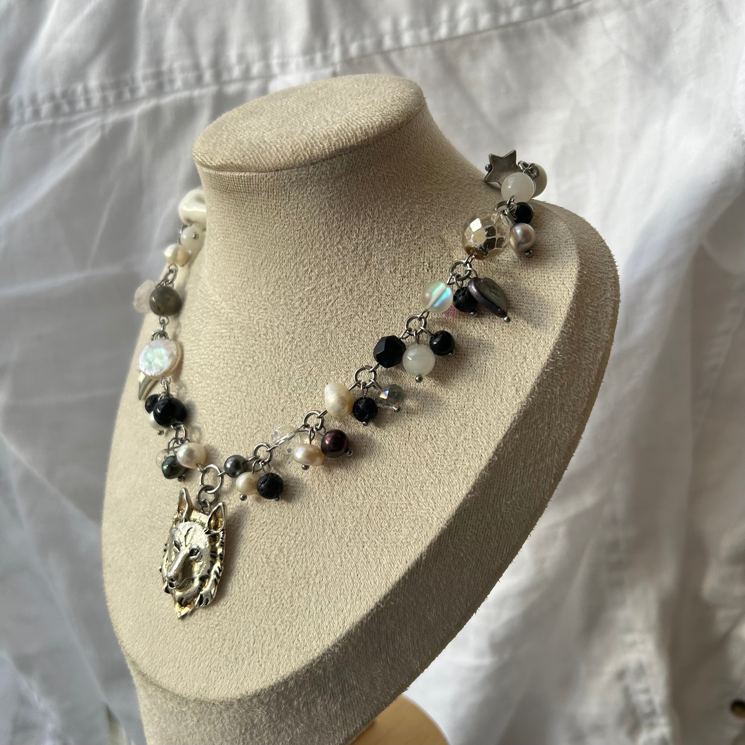 Wolf face cluster necklace