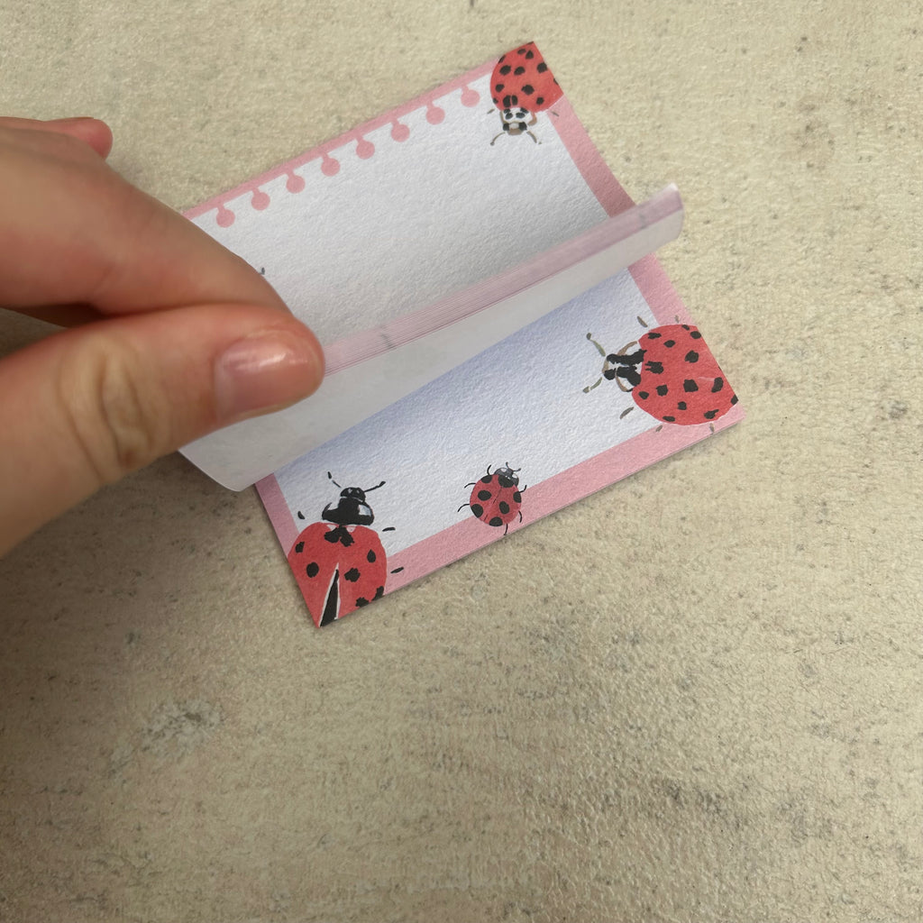 Ladybug print small sticky note