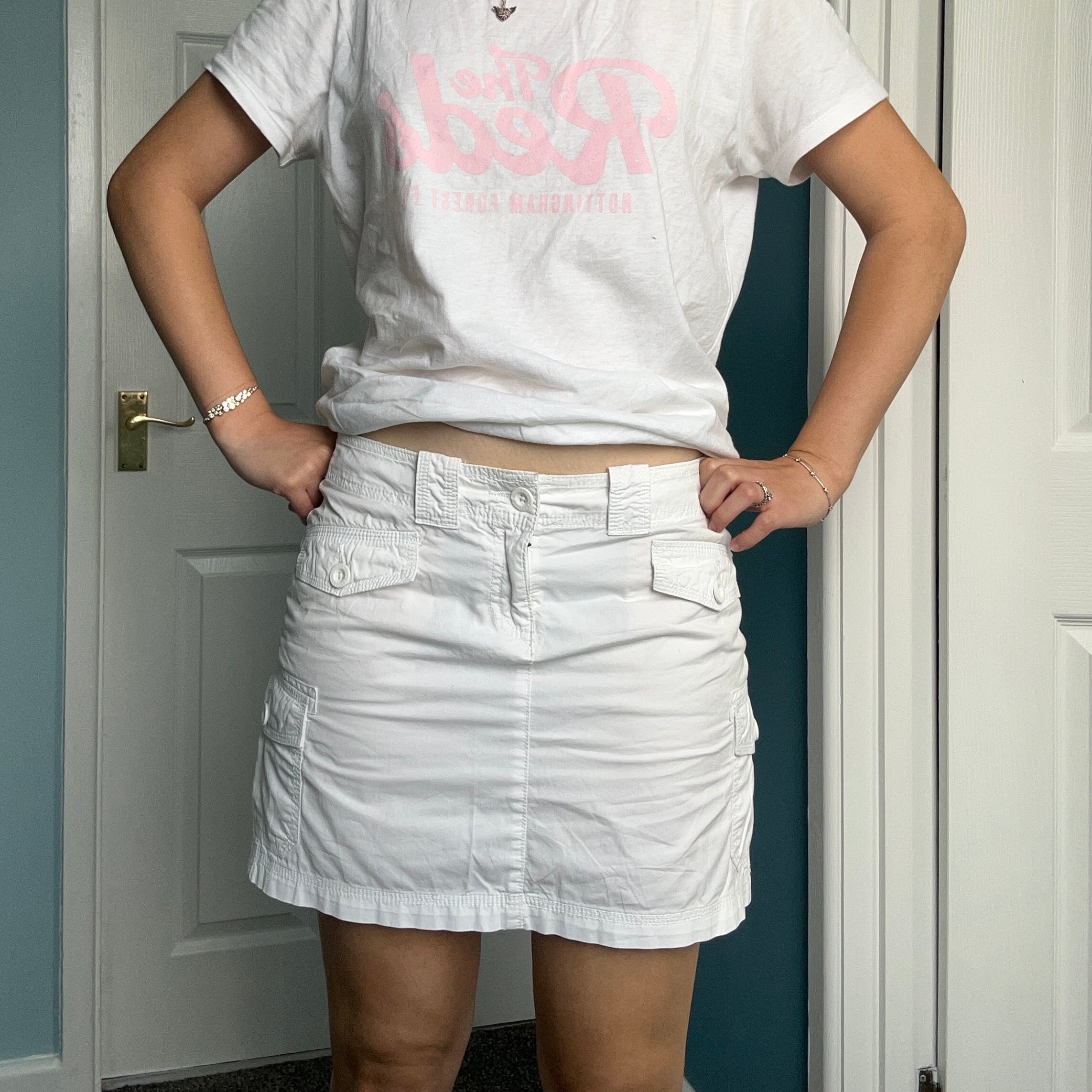 Vintage Gap white mini cargo style skirt