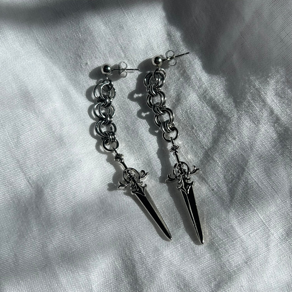 Chainmail stainless steel sword studs