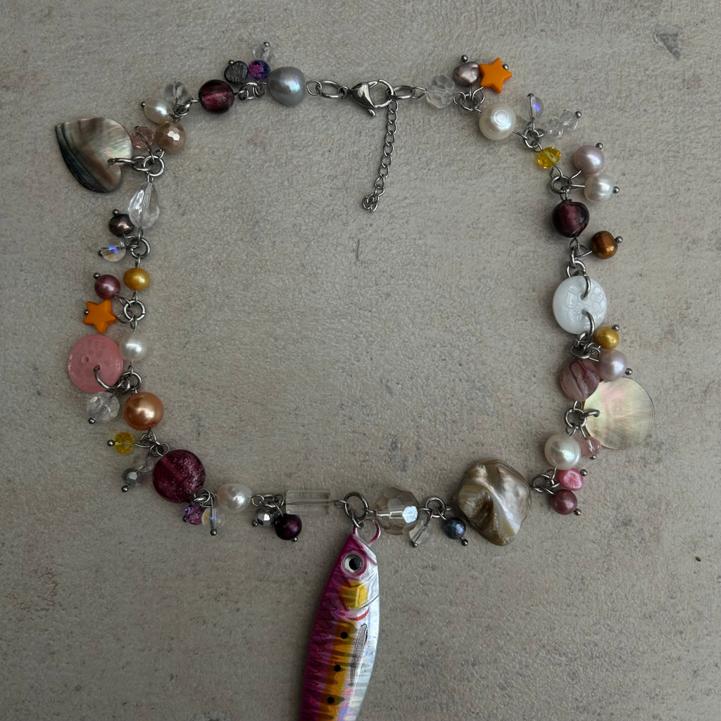 Cluster fish necklace