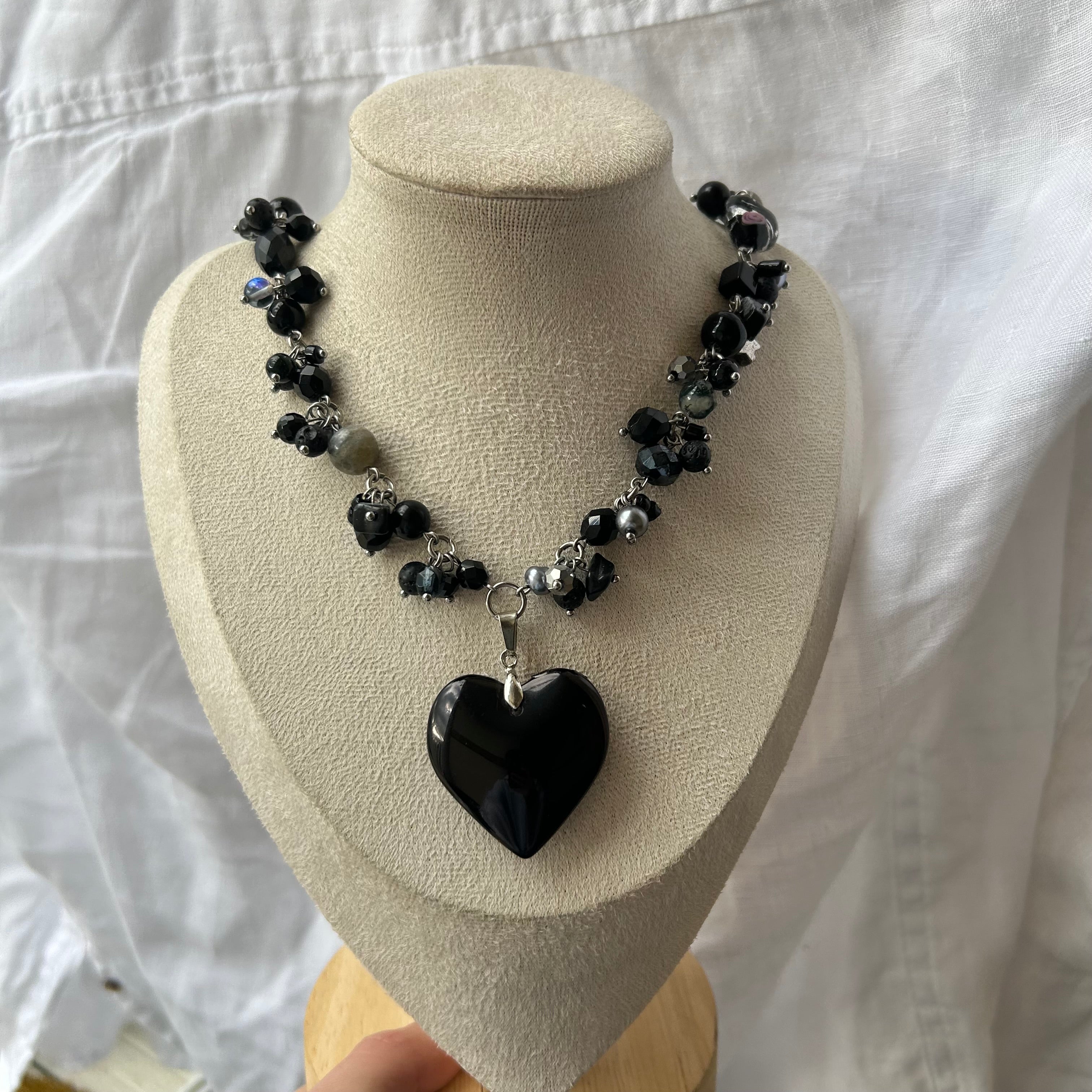 Black heart cluster necklace