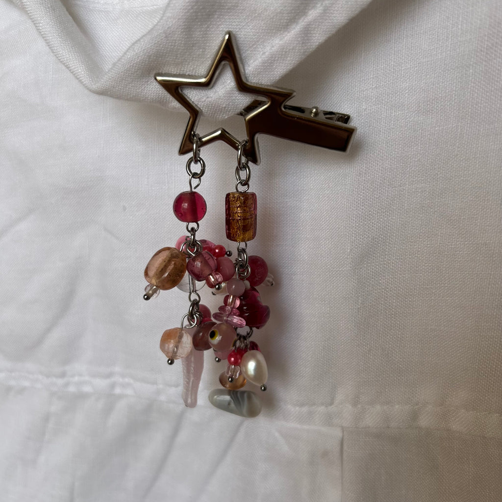 Pink cluster clutter fish star hairclip