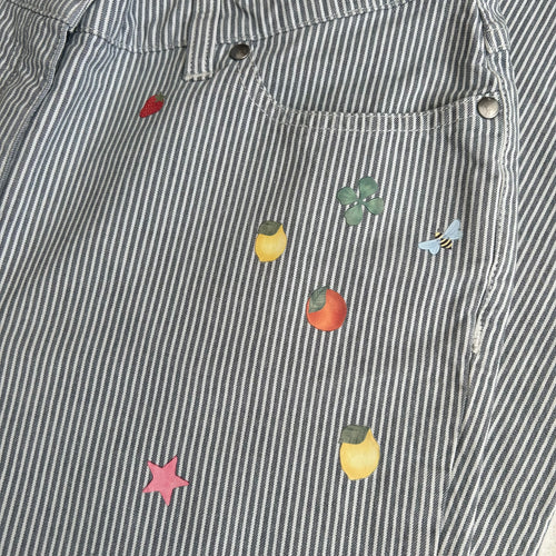 "Fruit fly" upcycled jeans