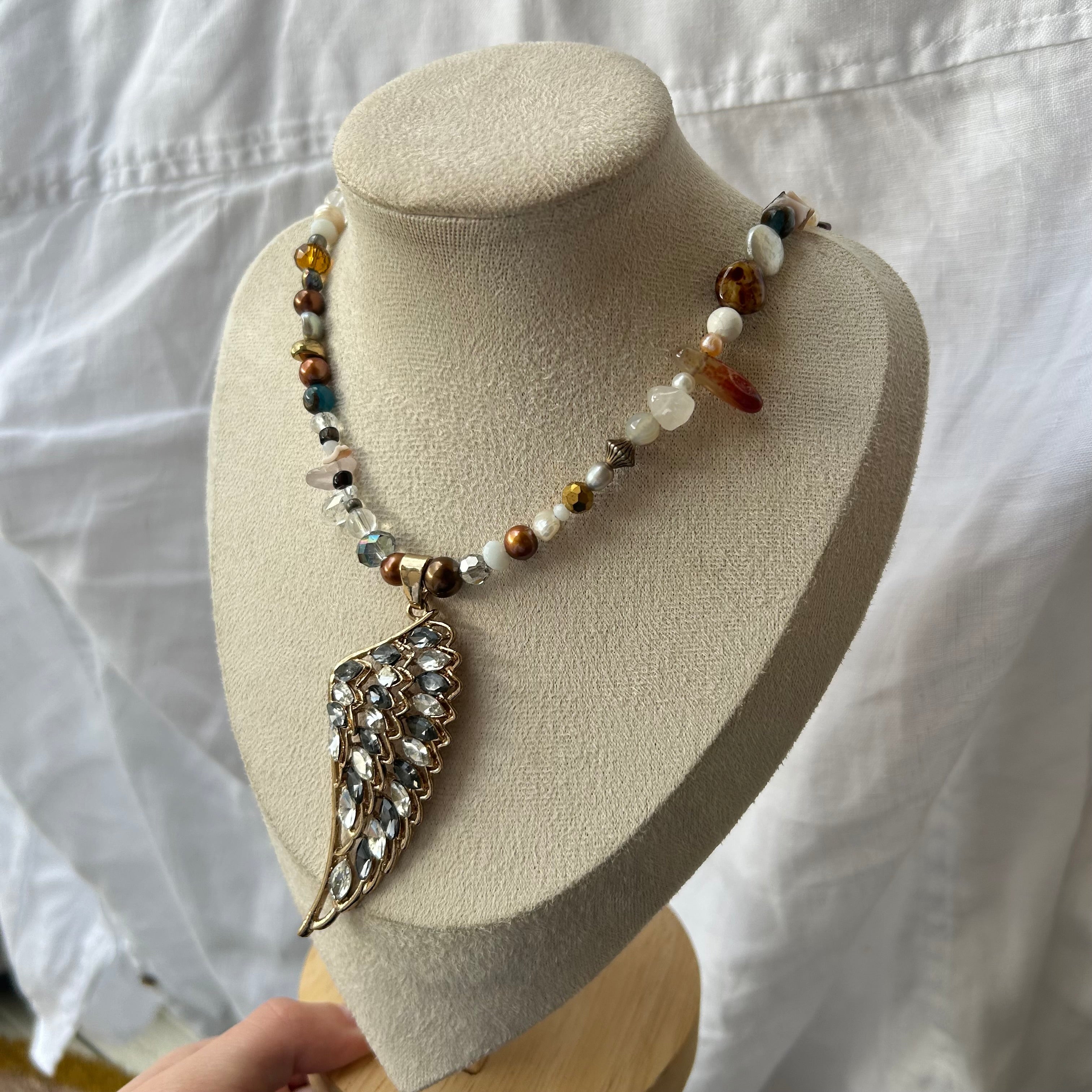 Angel wing freshwater pearl necklace
