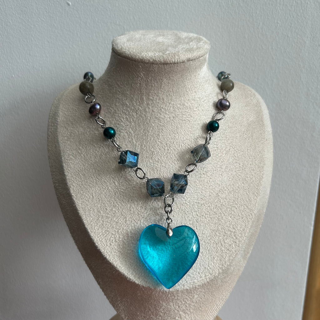 Turquoise blue glass heart beaded necklace