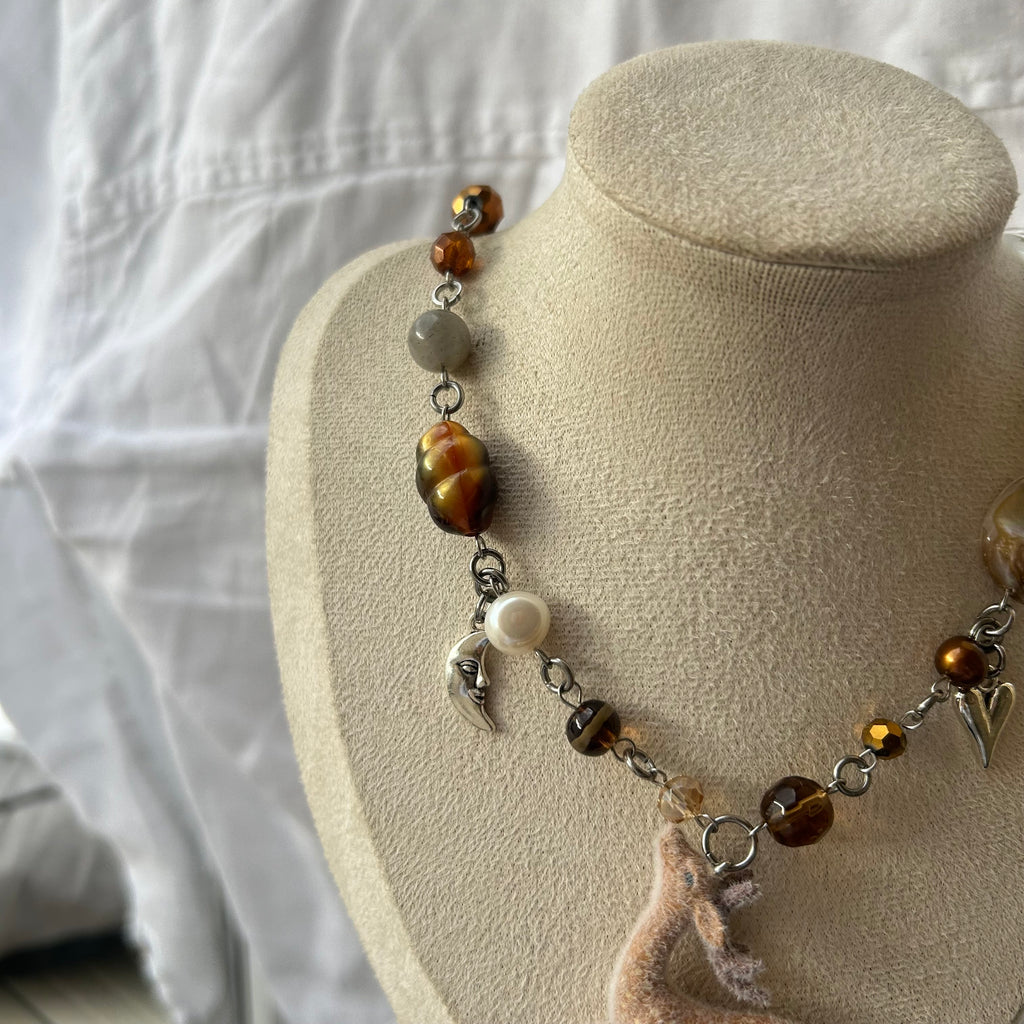 Bambi brown necklace